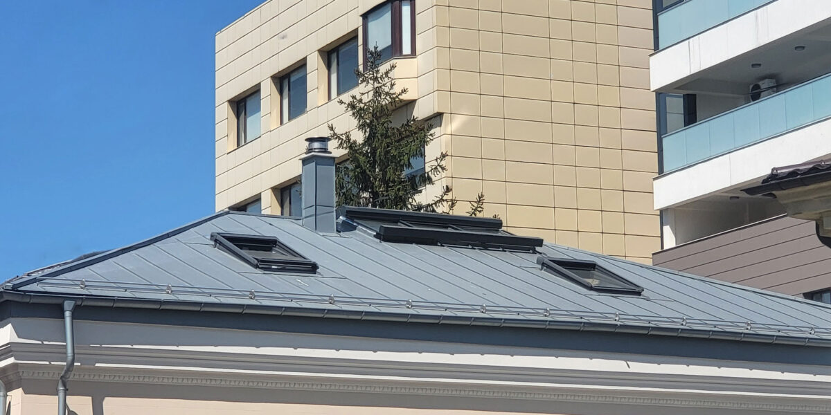 rulouri exterioare acoperis rulouri acoperis gri antracit rulouri exterioare din aluminiu pentru acoperis gri antracit rulouri exterioare gri antracit pentru acoperis